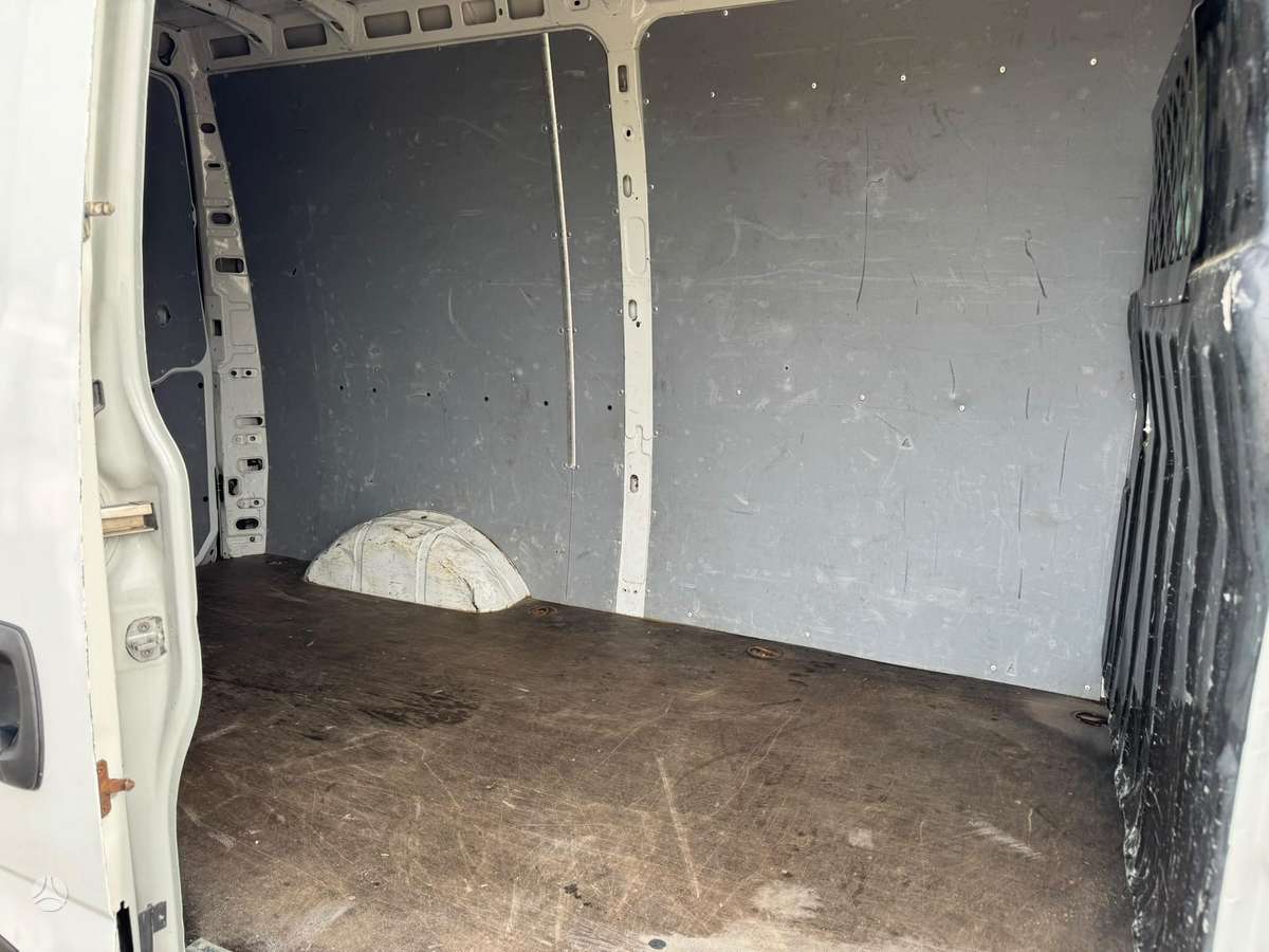 Iveco Daily, 2.3 l., cargo van