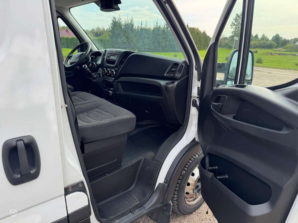 Iveco Daily, 2.3 l., cargo van