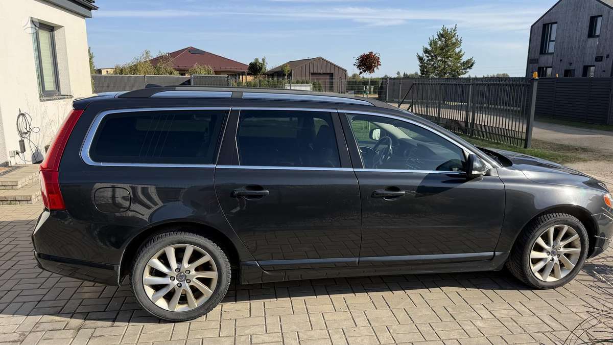 Volvo V70, 2.0 l., wagon