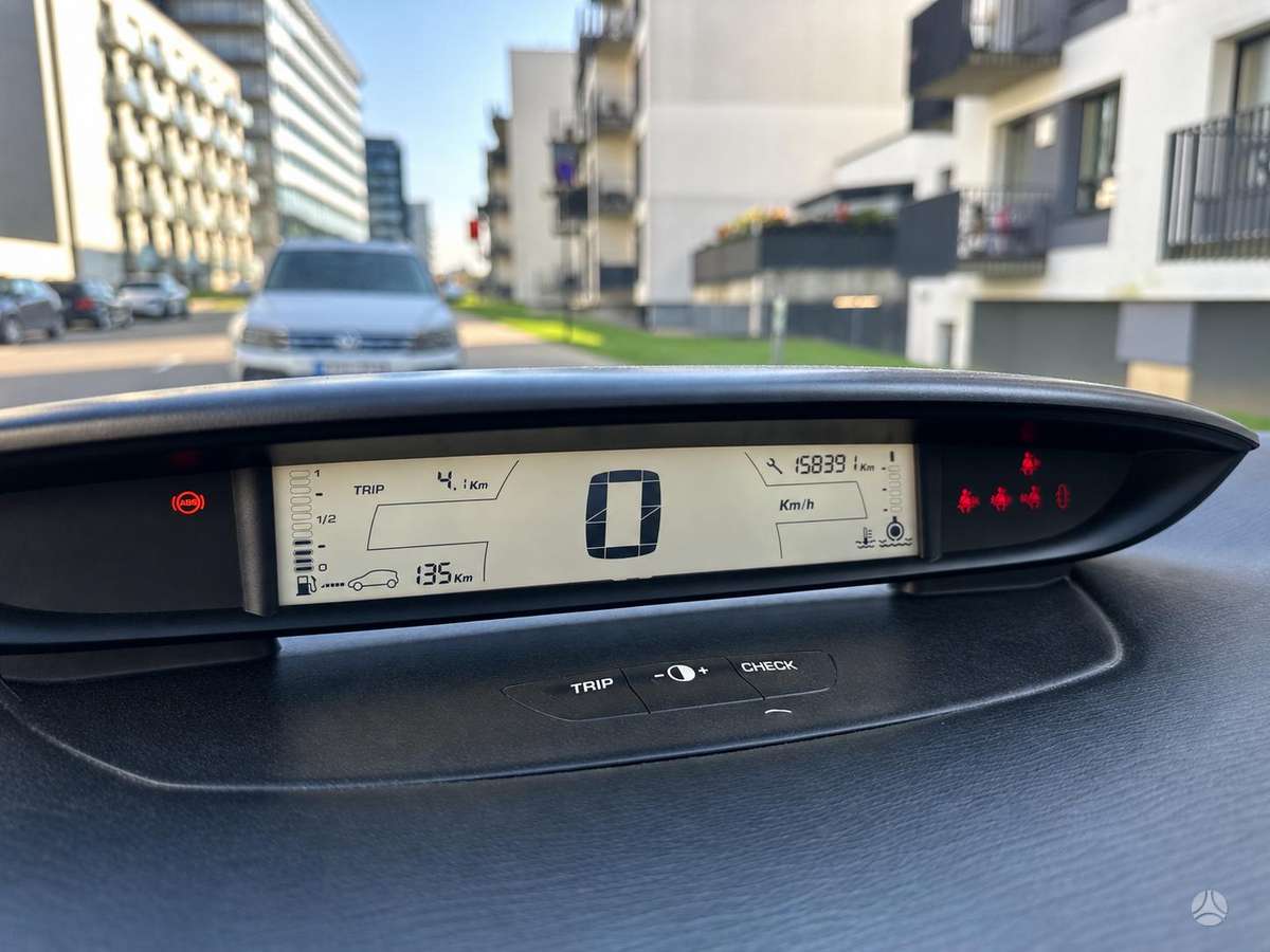 Citroen C4, 1.6 l., Хэтчбек