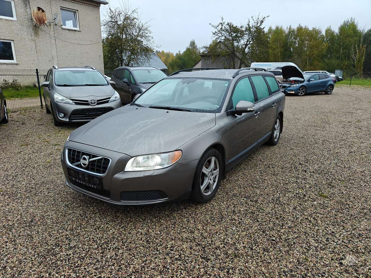 Volvo V70, 1.6 l., Универсал