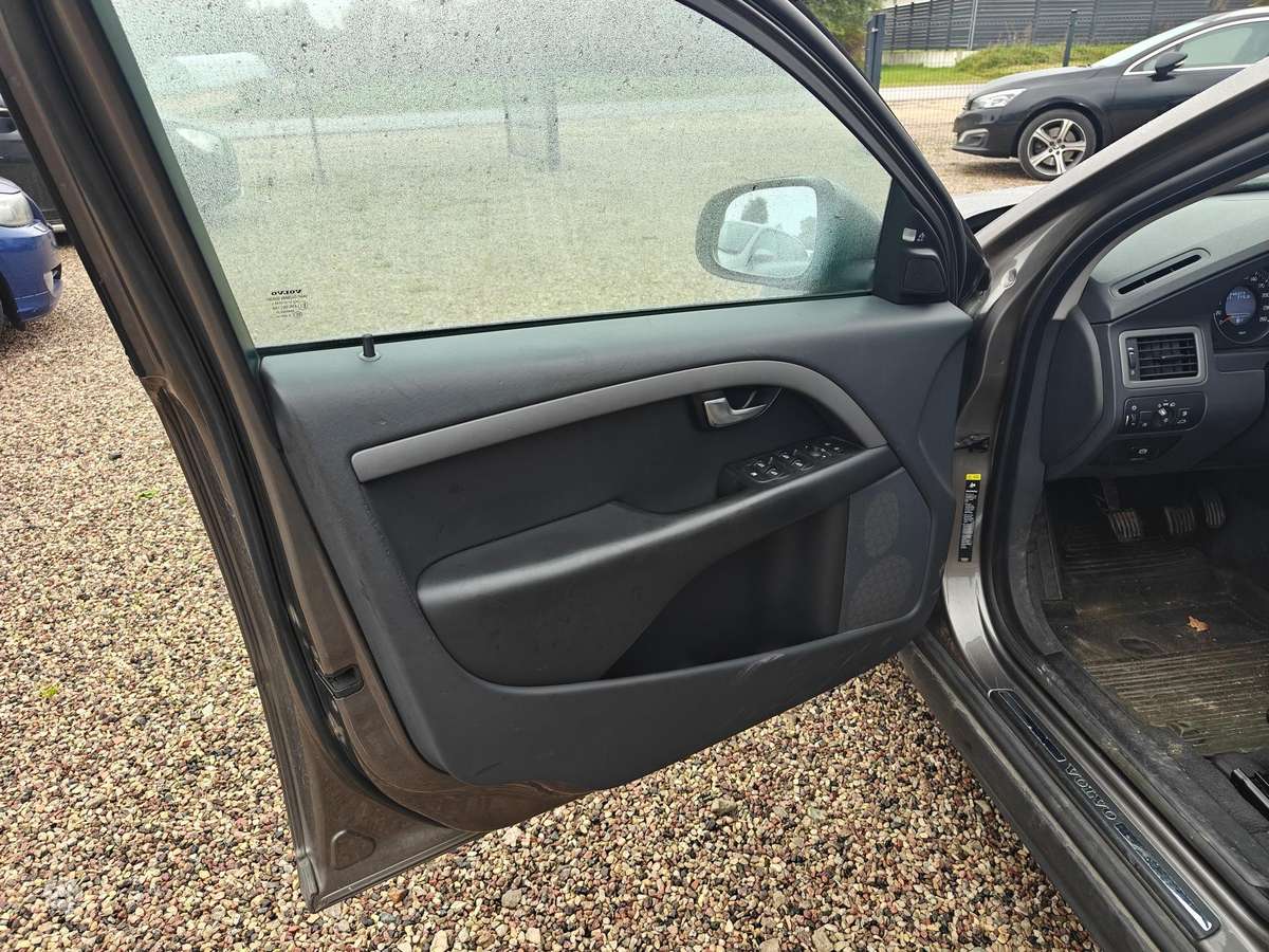 Volvo V70, 1.6 l., Универсал