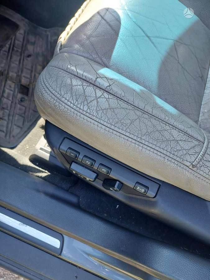 Volvo S80, 2.4 l., Седан