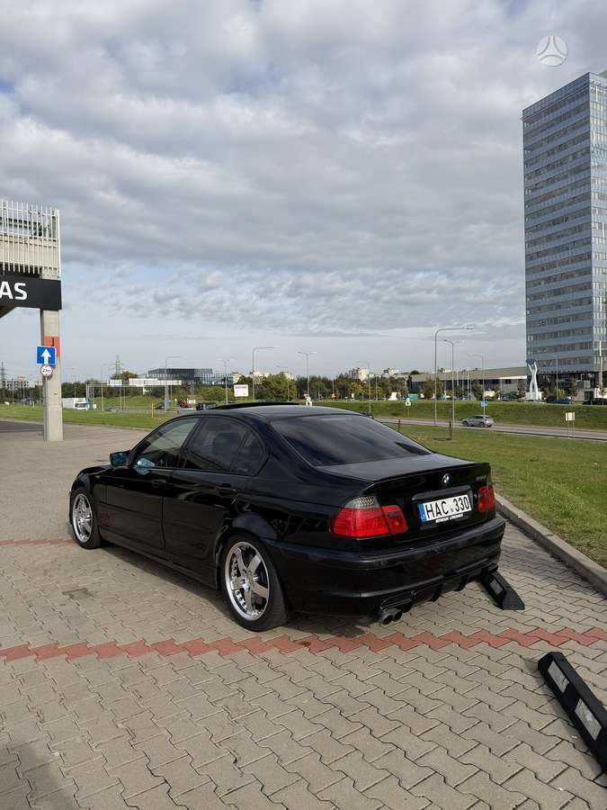 BMW 330, 3.0 l., Седан