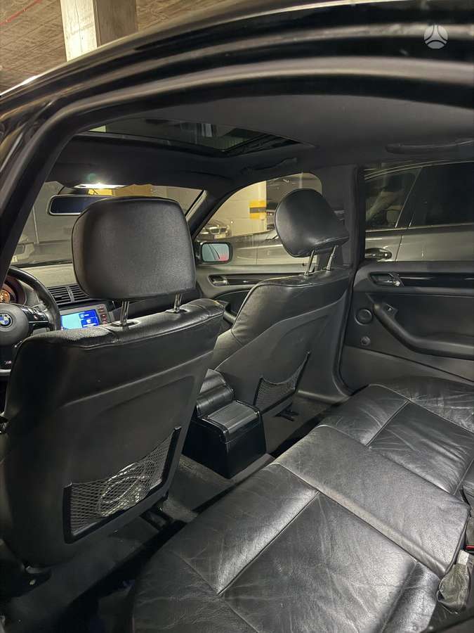 BMW 330, 3.0 l., Седан