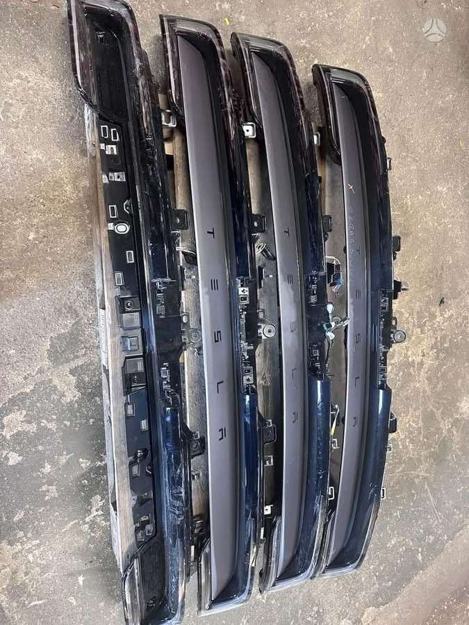 Tesla Model Y, 200460400B, фары
