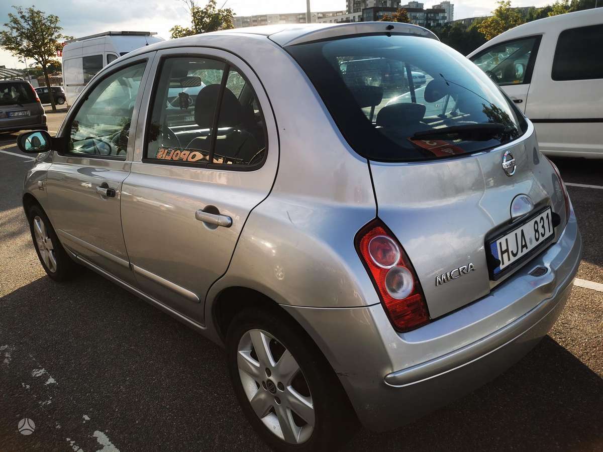 Nissan Micra, 1.3 l., hatchback