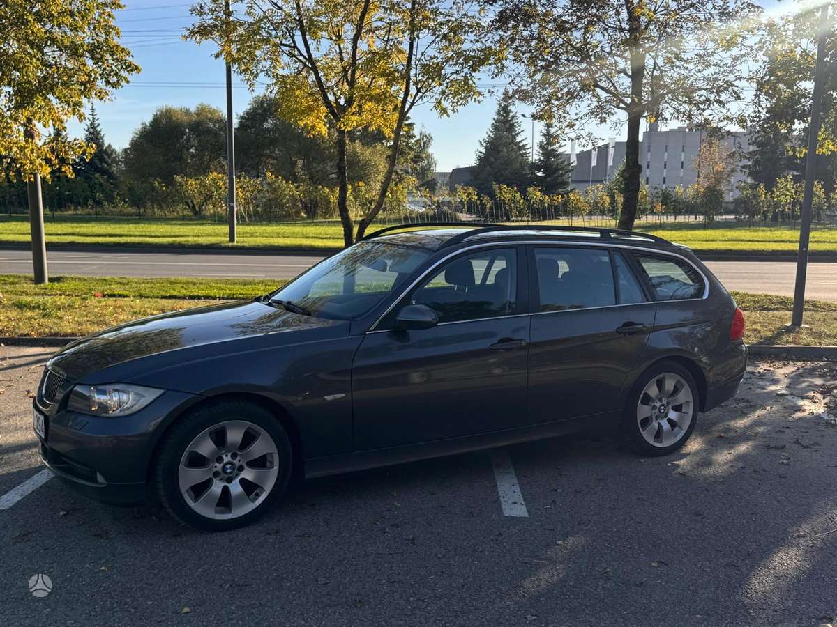 BMW 325, 3.0 l., wagon