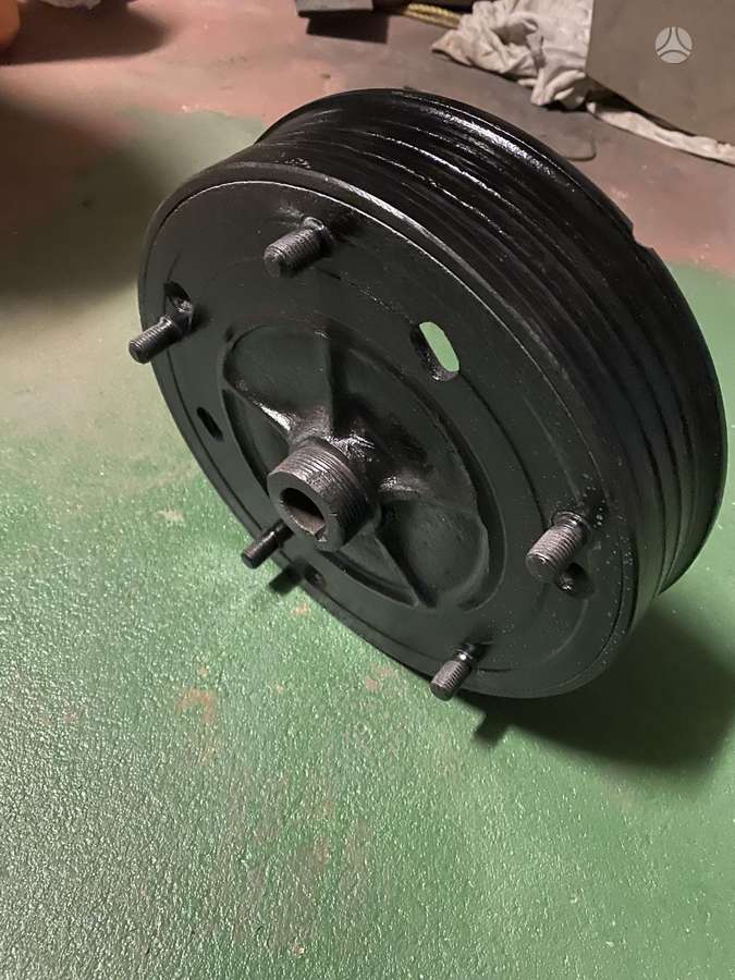 Moskvich 401, Ratlankiai,duris, stabdžių diskai