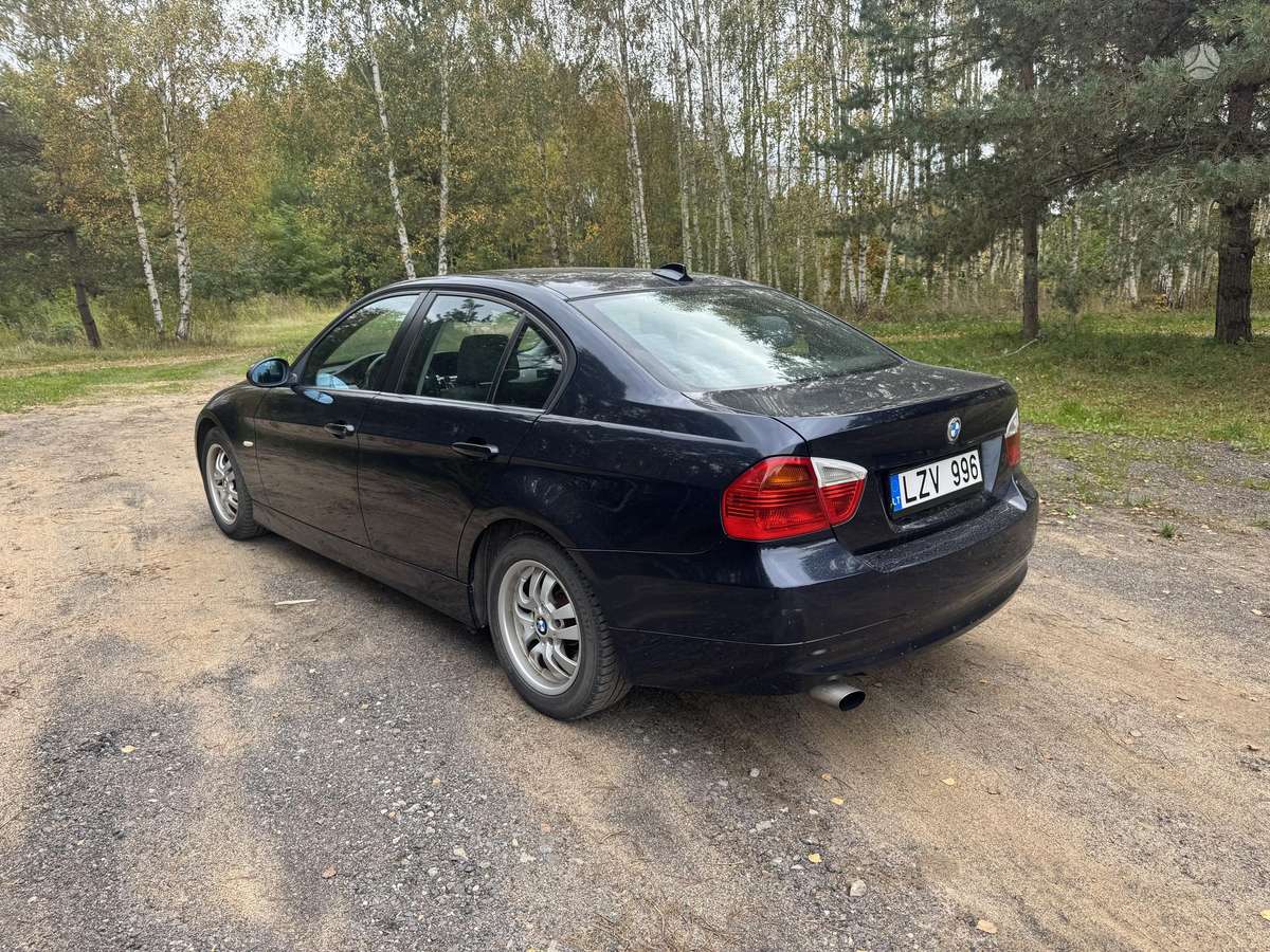 BMW 320, 2.0 l., Седан