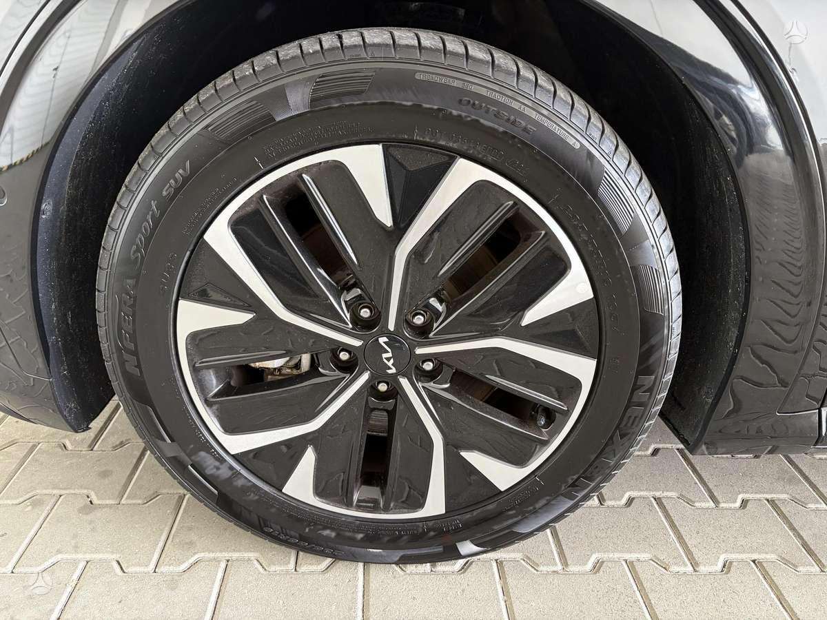 Kia EV6, 77 kWh, off-road / crossover
