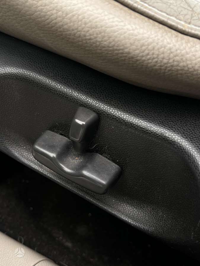 Mazda CX-7, 2.3 l., off-road / crossover