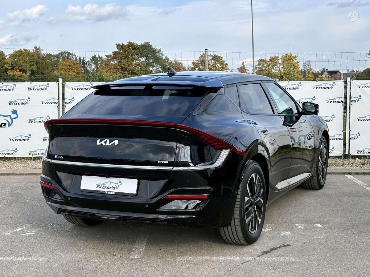 Kia EV6, 77 kWh, off-road / crossover