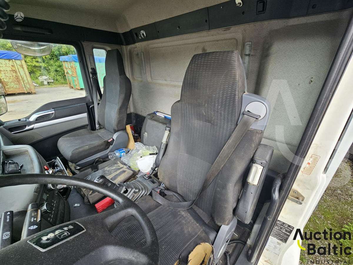 MAN TGS 26.440, kietašoniai