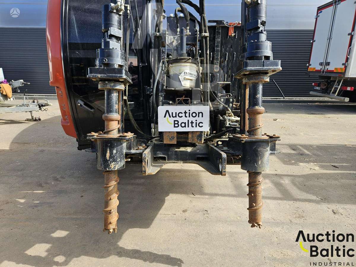 -Kita- Ditch Witch AT32, other
