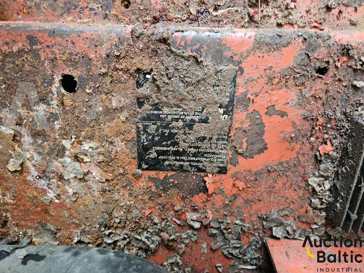 -Kita- Ditch Witch AT32, other
