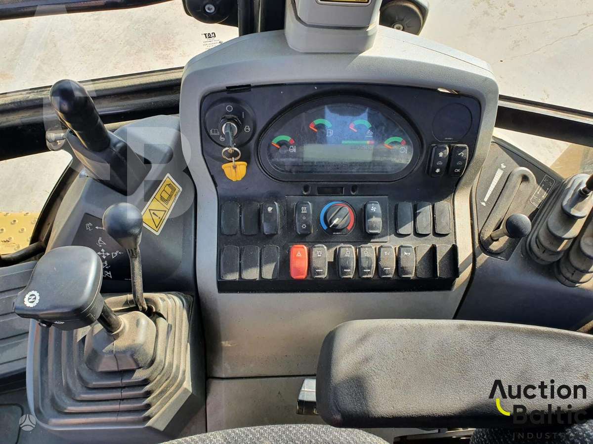 Caterpillar 434 F2, excavator loader