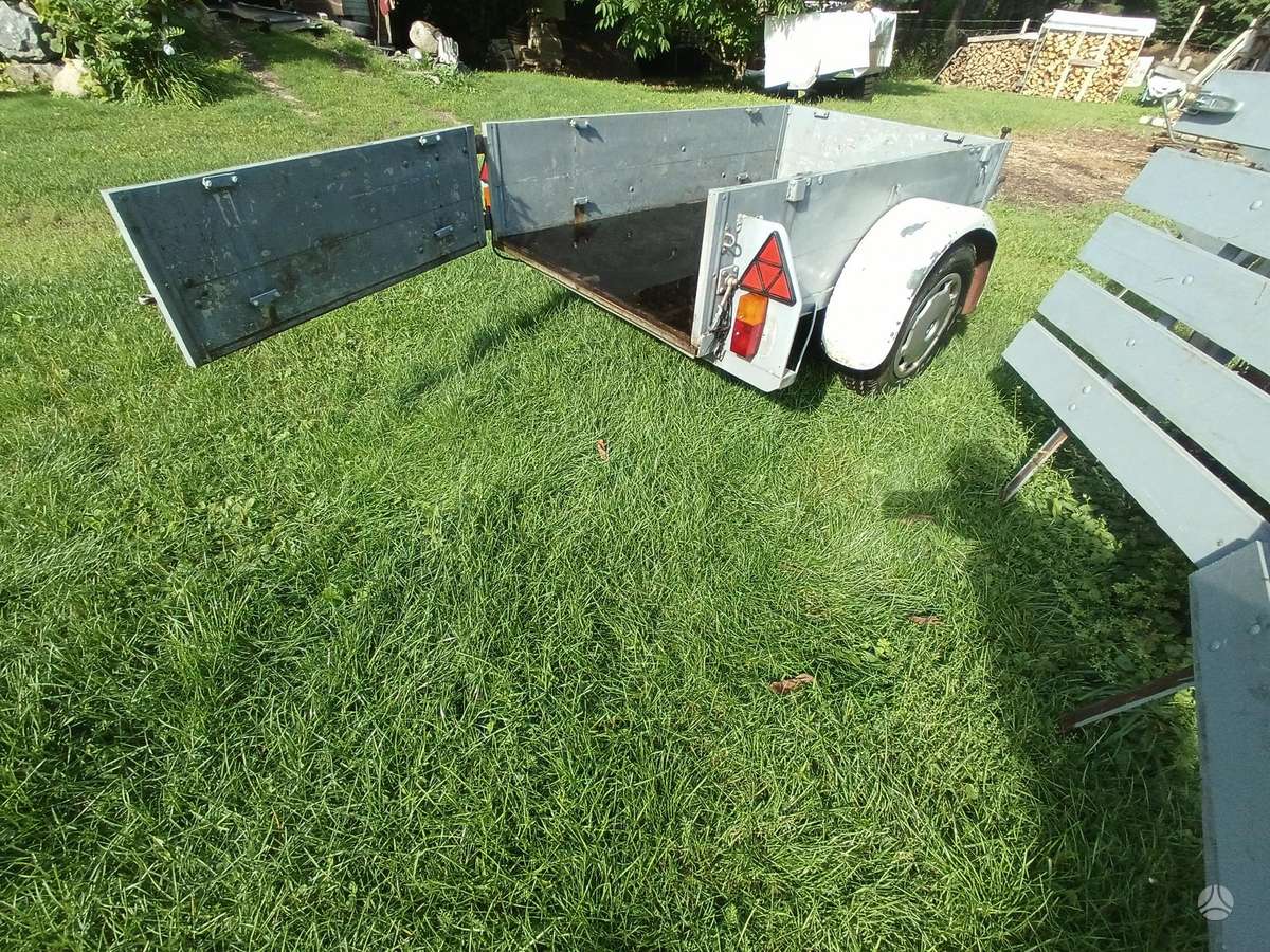 -Kita-, passenger car trailers
