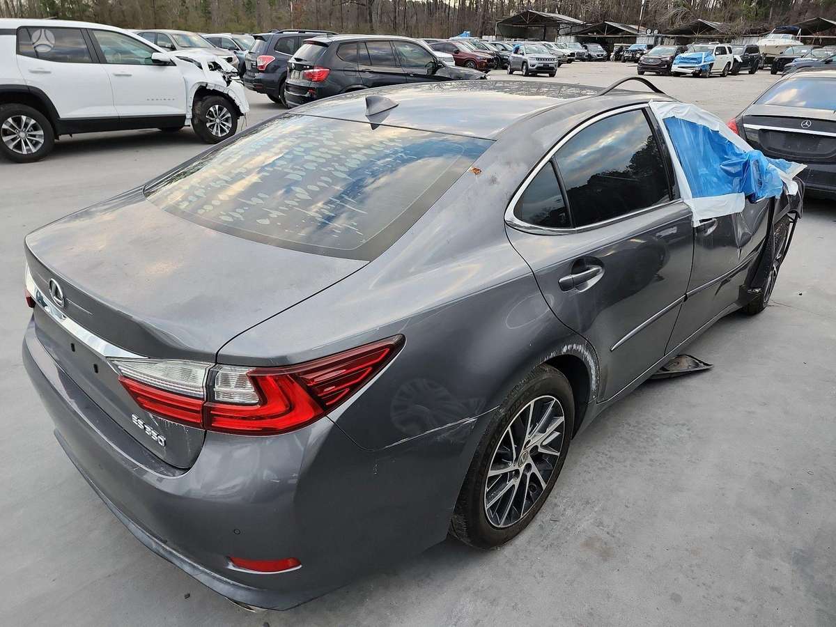 Lexus ES klasė