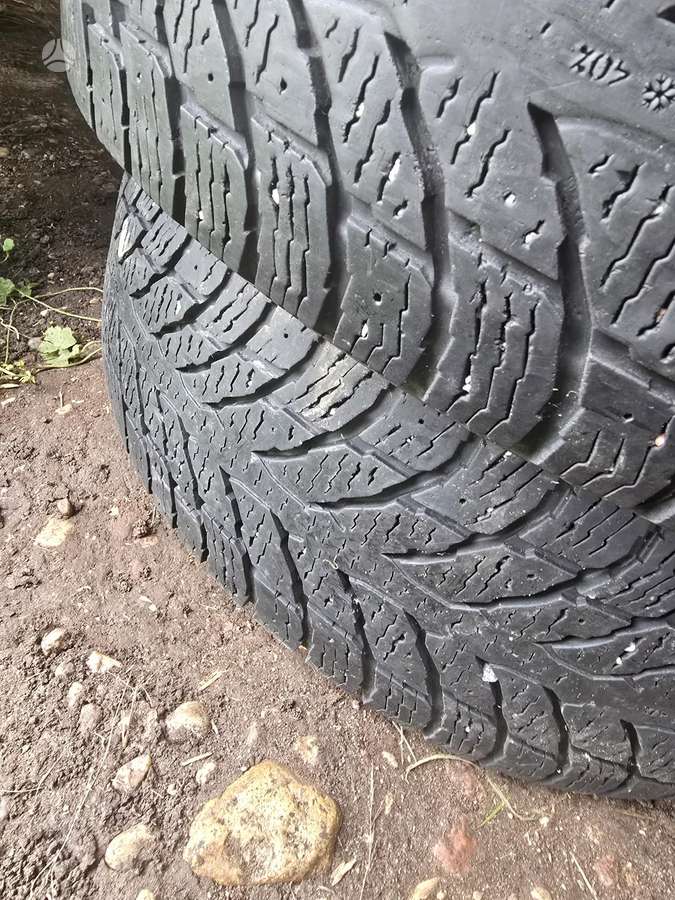 Nokian, зимние 285/70 R17
