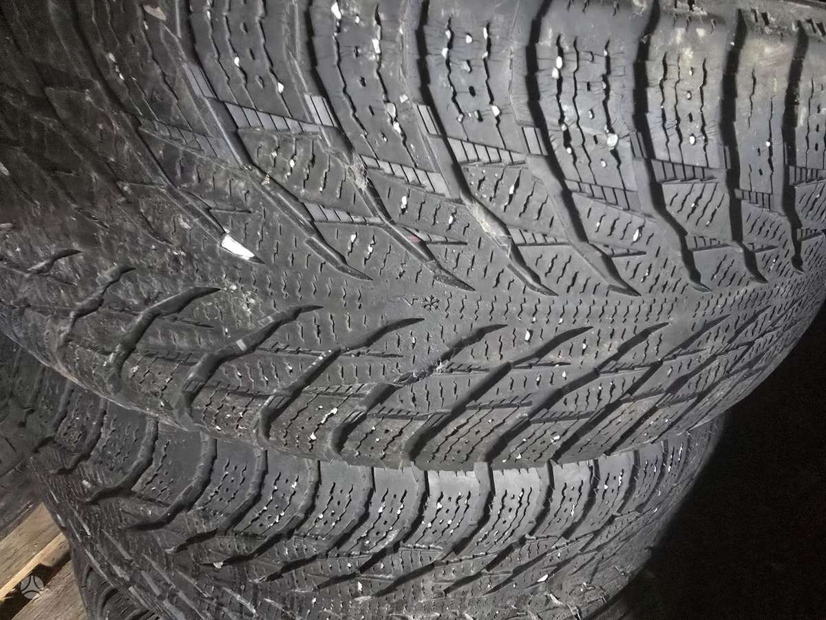 Nokian, žieminės 265/60 R18