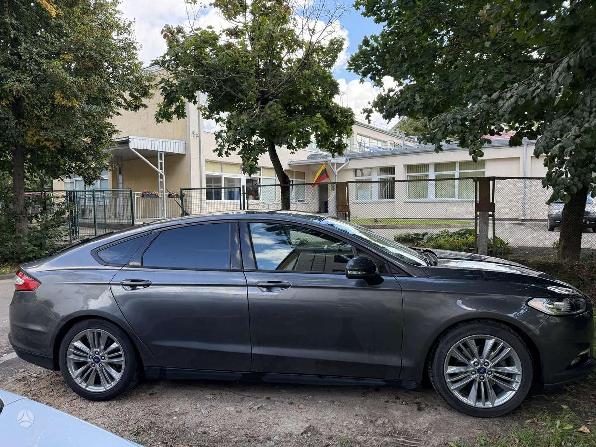 Ford Mondeo, 1.5 l., Хэтчбек