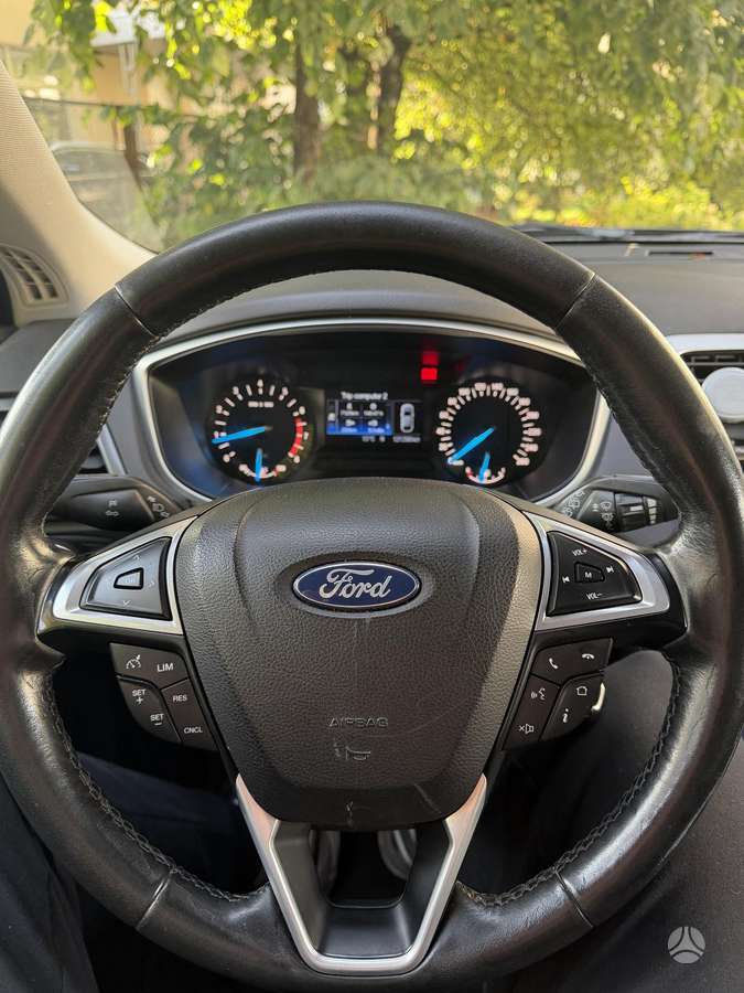 Ford Mondeo, 1.5 l., Хэтчбек