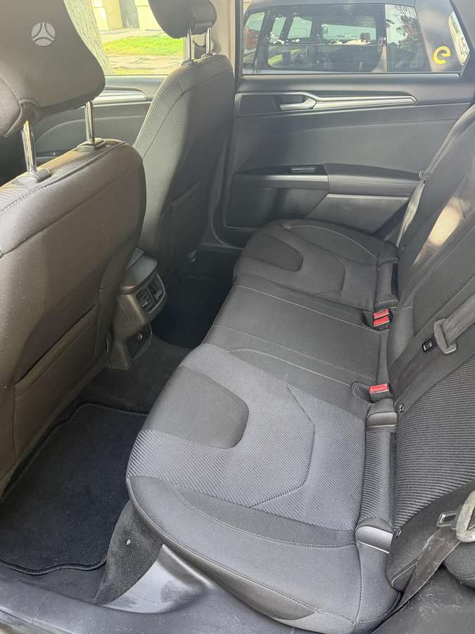 Ford Mondeo, 1.5 l., Хэтчбек