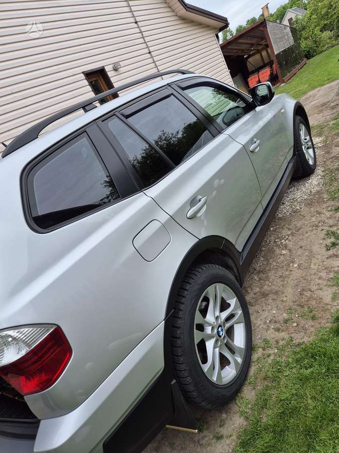 BMW X3, 2.0 l., off-road / crossover