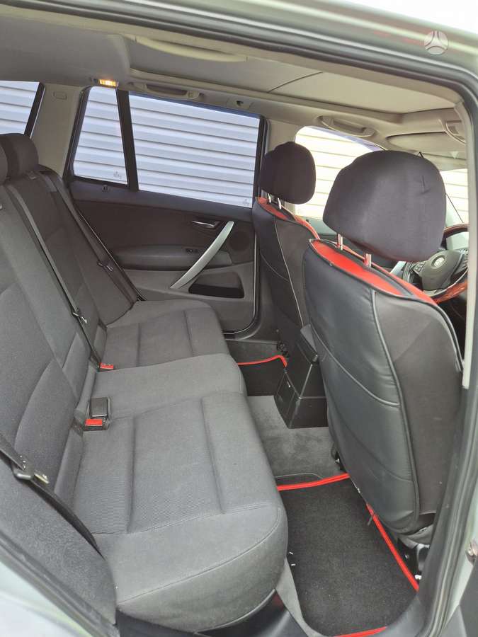 BMW X3, 2.0 l., off-road / crossover
