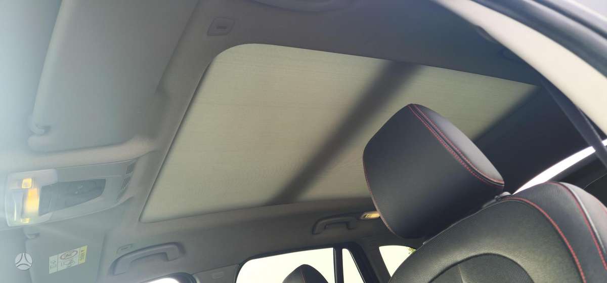 BMW X1, 2.0 l., off-road / crossover