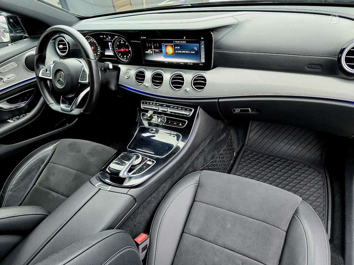 Mercedes-Benz E220, 2.0 l., Седан