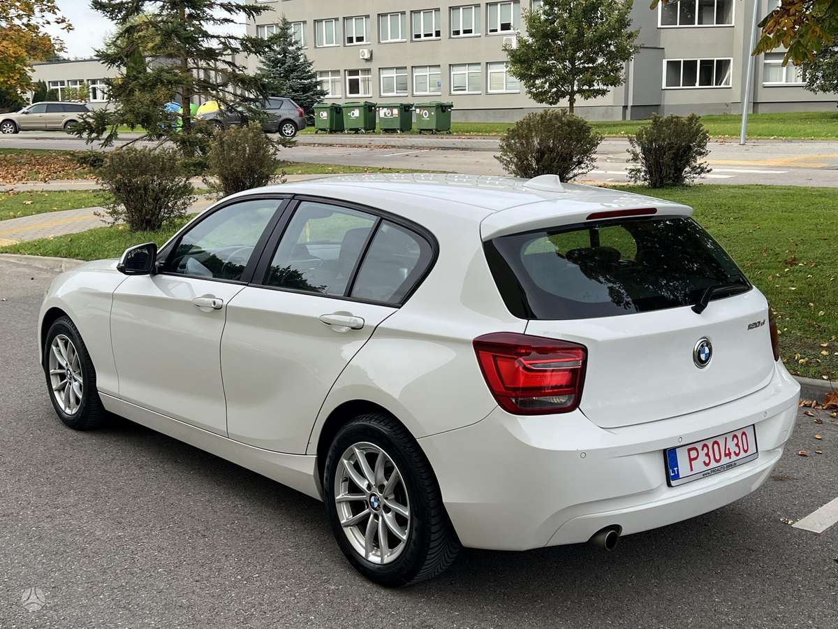 BMW 120, 2.0 l., Хэтчбек