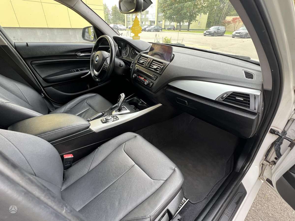 BMW 120, 2.0 l., Хэтчбек