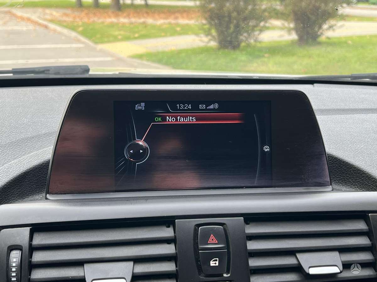 BMW 120, 2.0 l., Хэтчбек