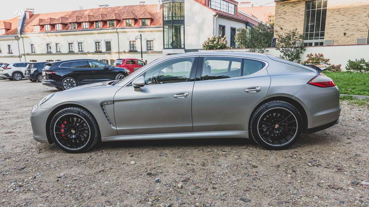 Porsche Panamera, 4.8 l., hatchback