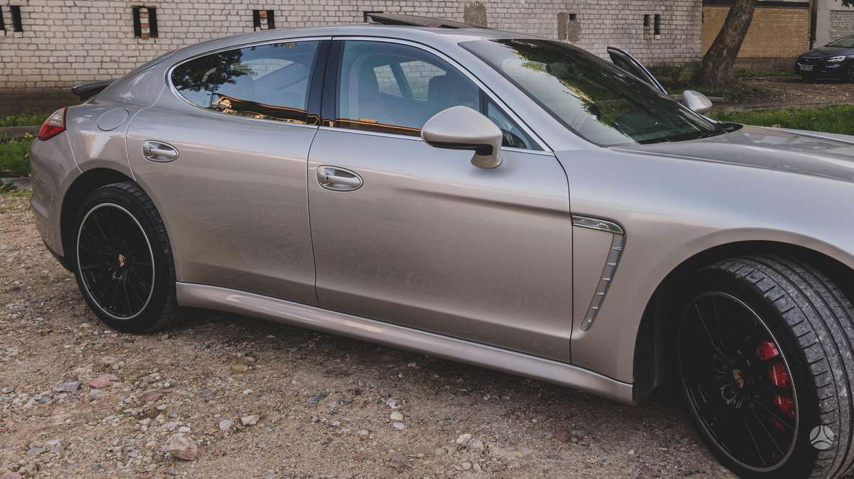 Porsche Panamera, 4.8 l., Хэтчбек