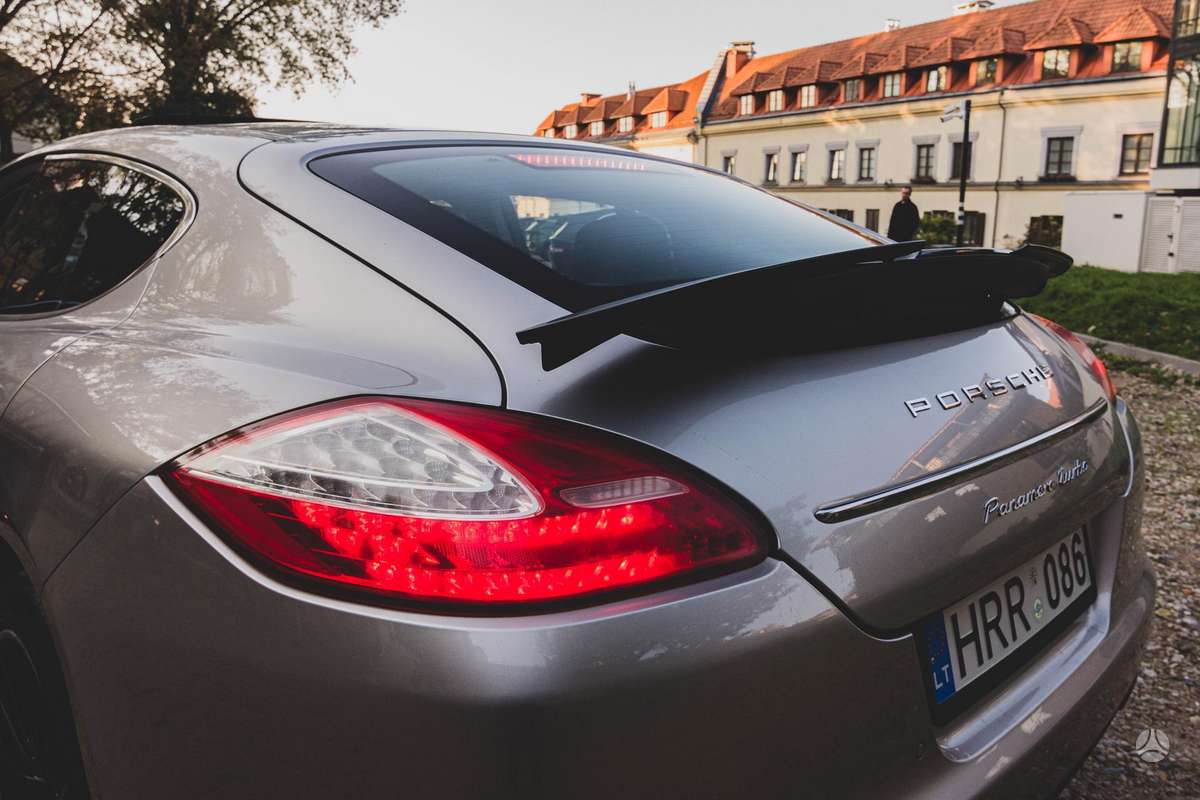 Porsche Panamera, 4.8 l., hatchback