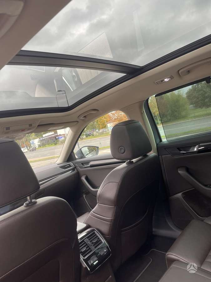 Skoda Superb, 2.0 l., Универсал