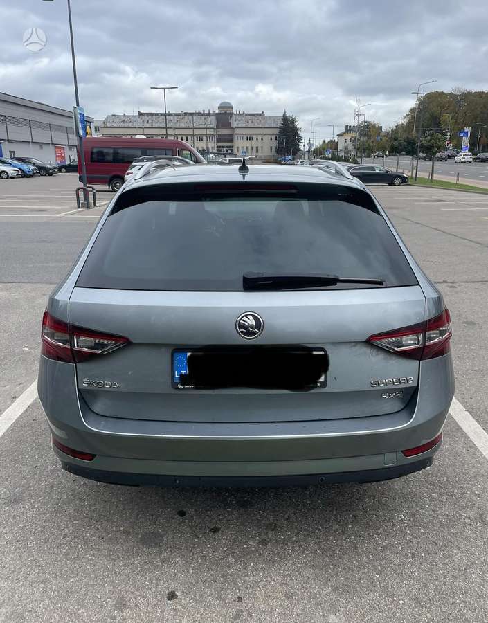 Skoda Superb, 2.0 l., universalas