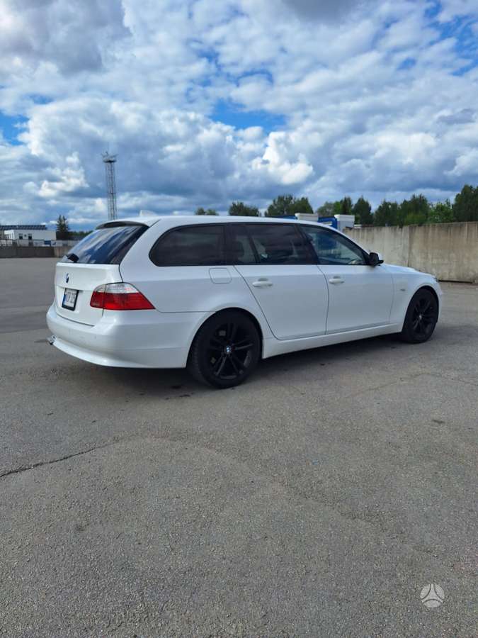 BMW 525, 2.5 l., Универсал