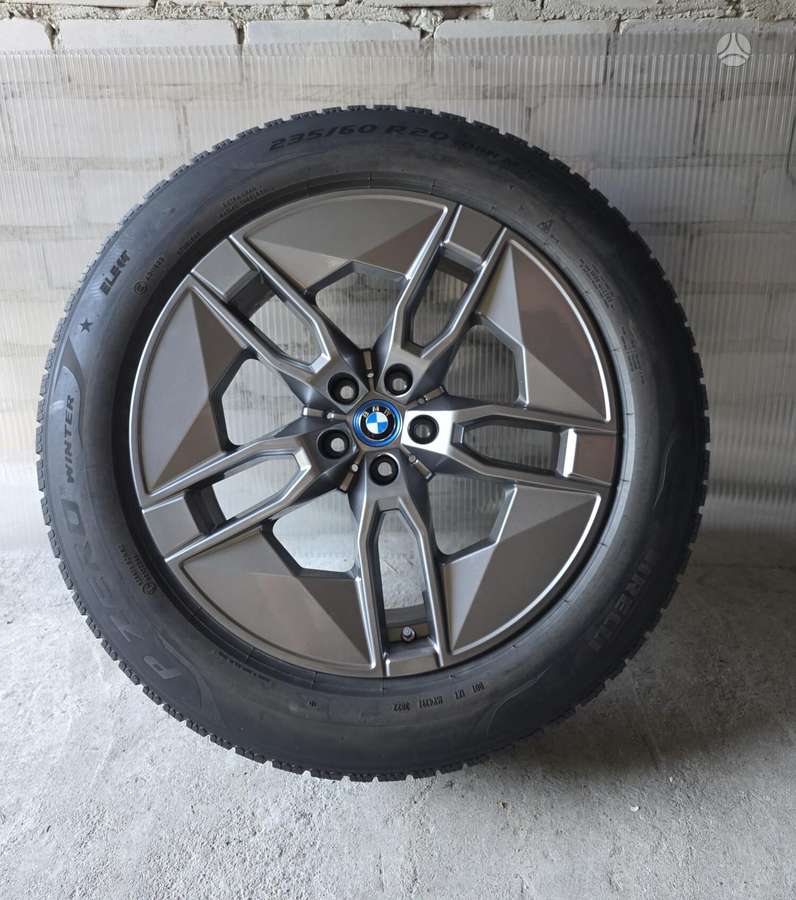 BMW IX, lengvojo lydinio, R20