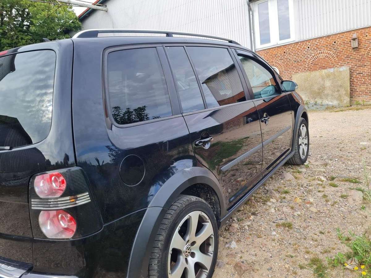 Volkswagen Cross Touran, Dalys ☎️, по частям