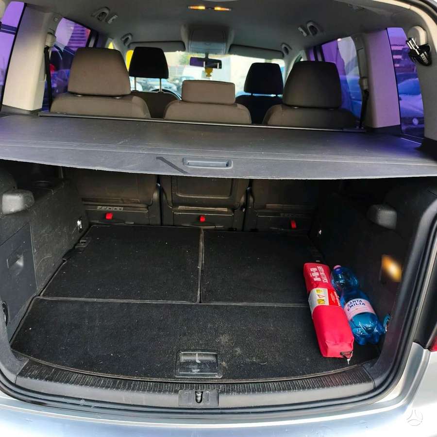 Volkswagen Touran, Dalys☎️, dalimis