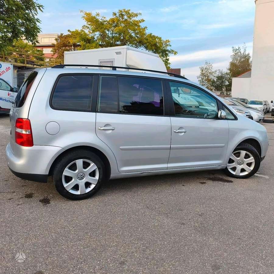 Volkswagen Touran, Dalys☎️, dalimis