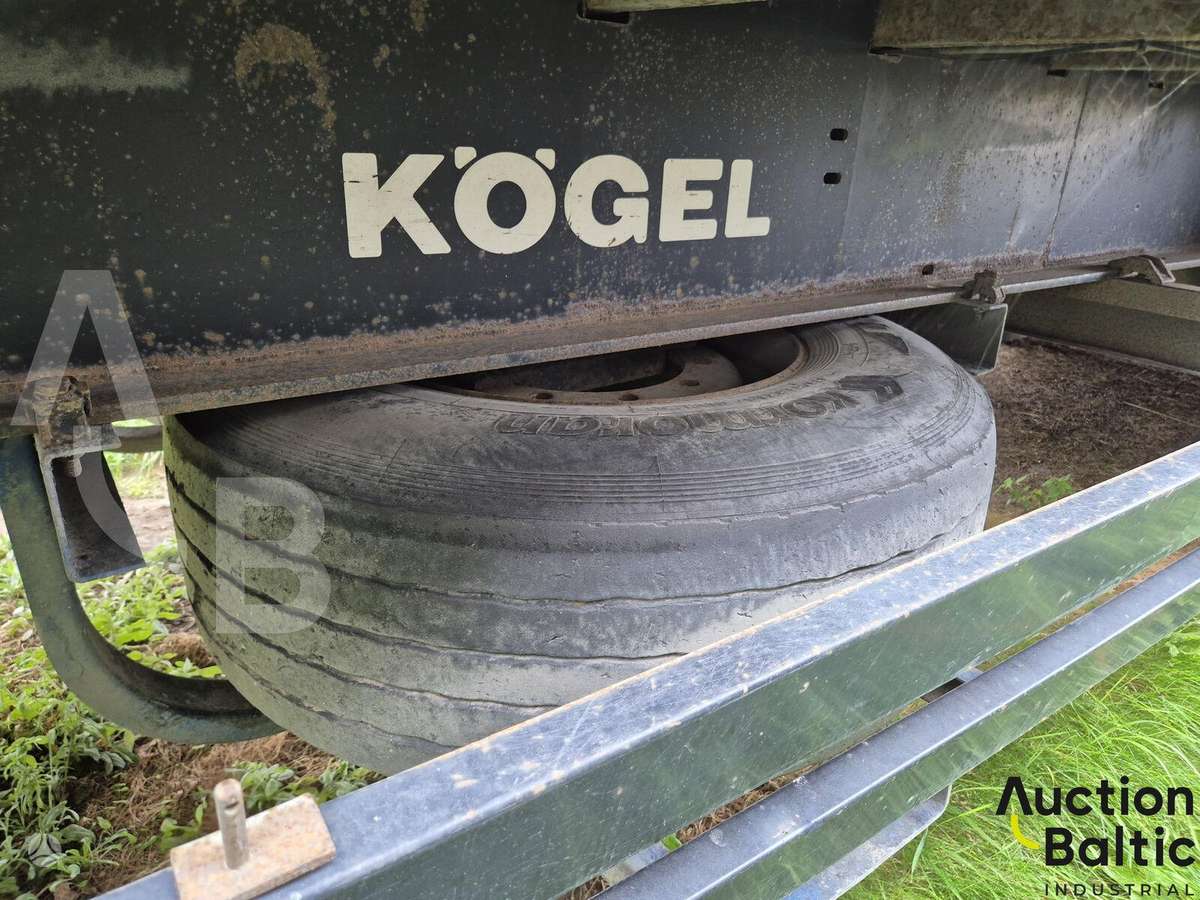 Kögel SN 24, užuolaidinės / tentinės