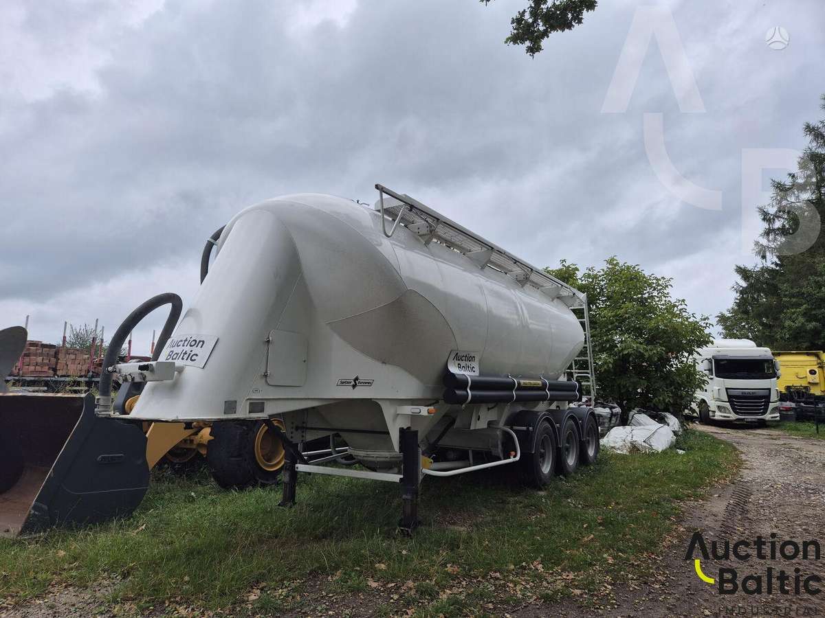 Spitzer SF34PT W96, tanker