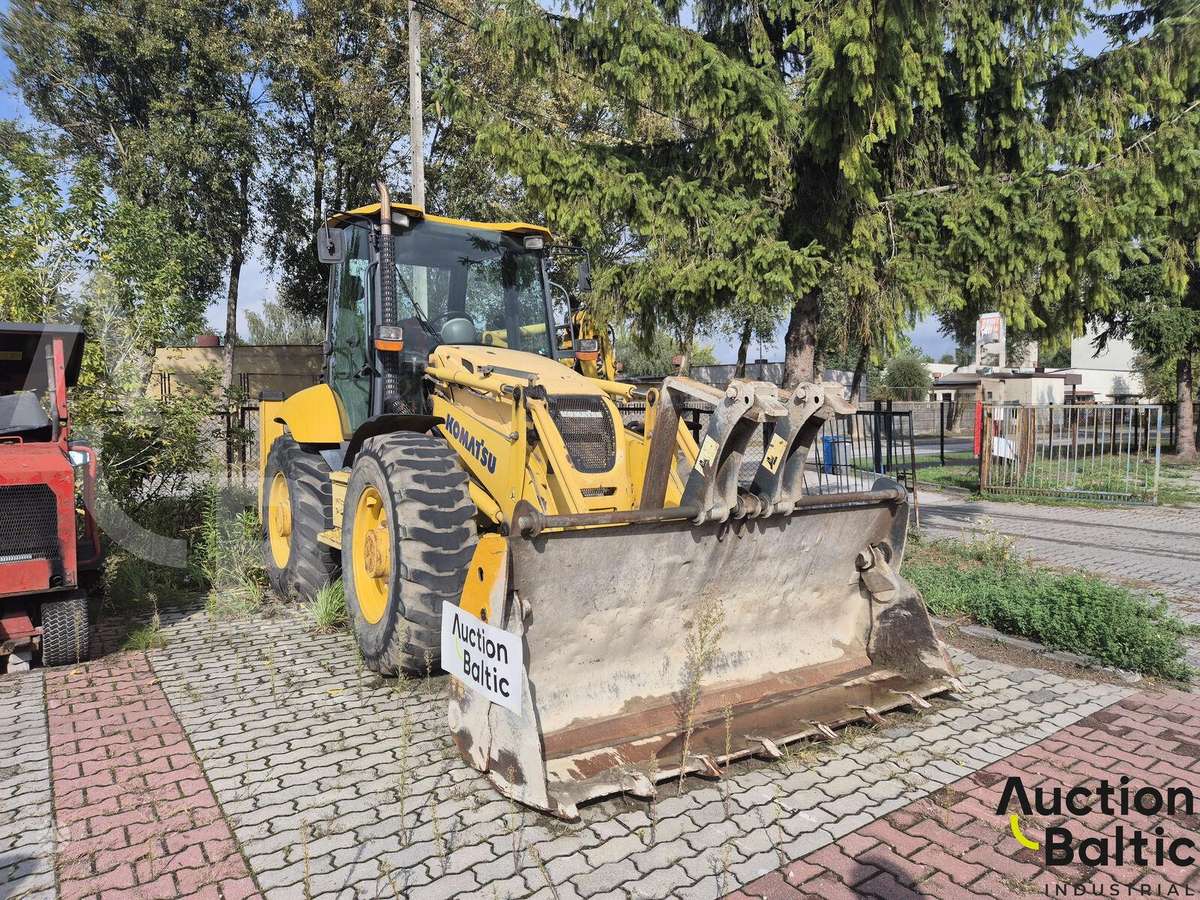 Komatsu WB93S, excavator loader