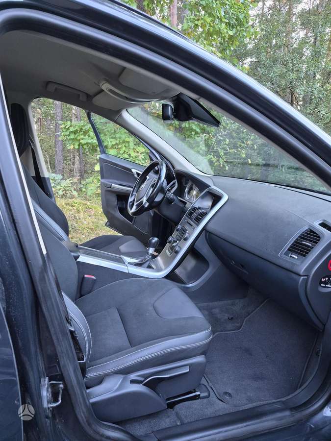 Volvo XC60, 2.0 l., Внедорожник / Кроссовер