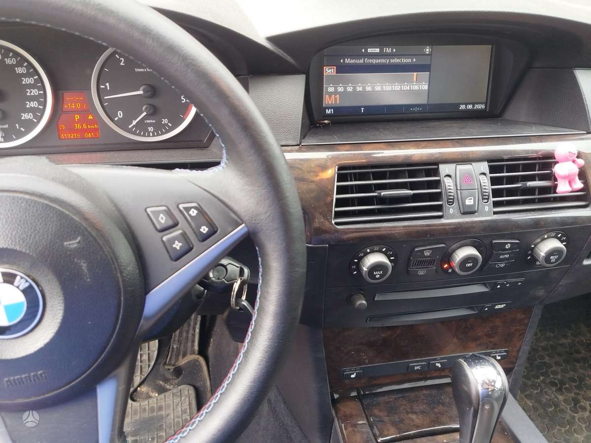 BMW 530, 3.0 l., wagon